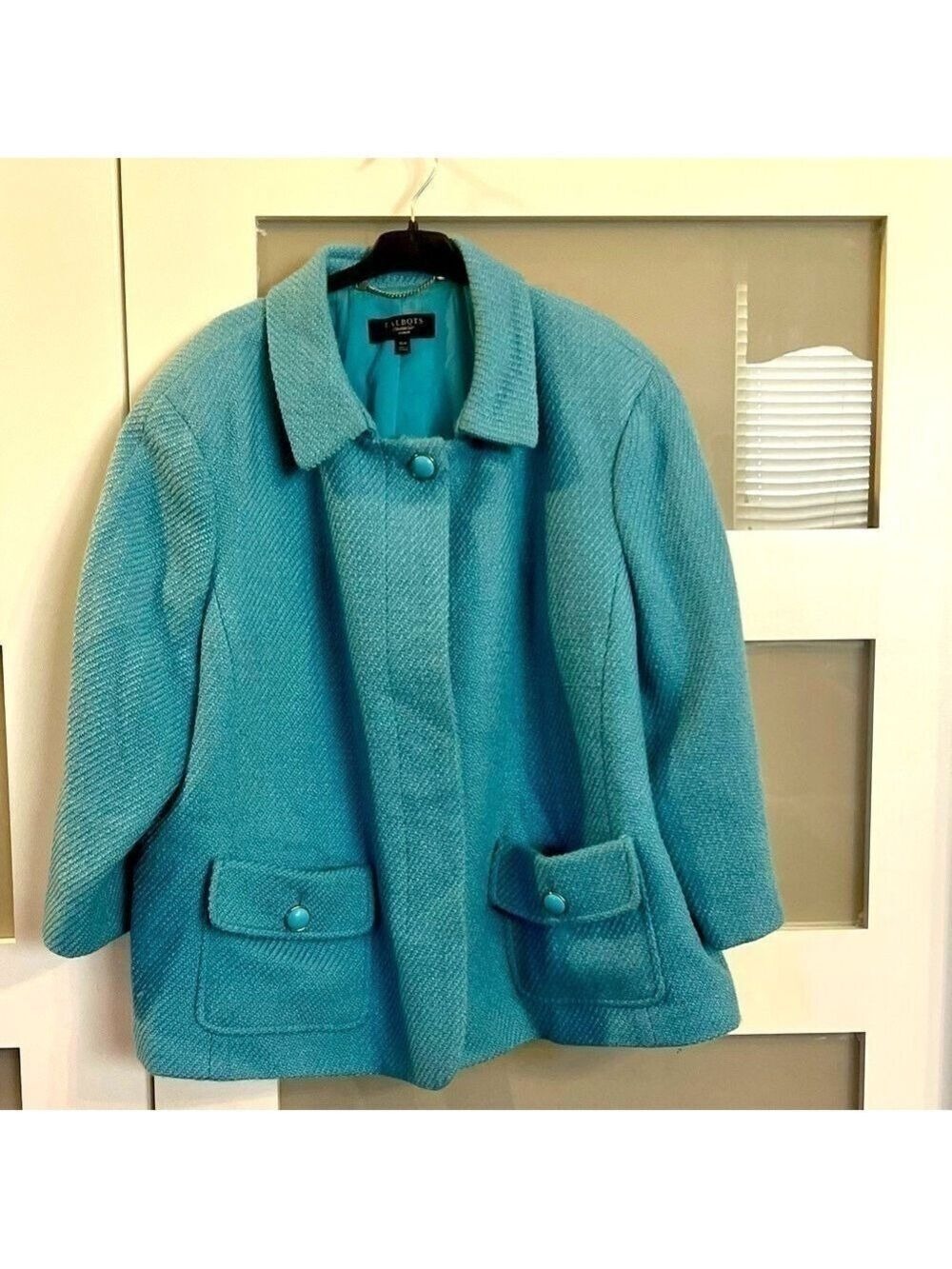 Talbots Woman light blue blazer. Size 16W.